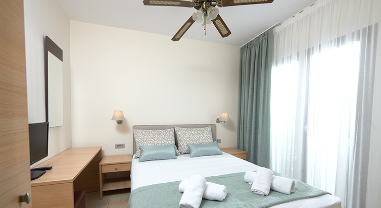 room 01 chalkidiki bungalows